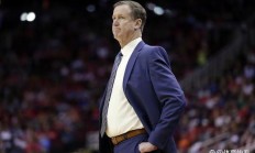 开云体育官网-NBA戏精大赏 勇士强援来安排！湖人叫谁谁不来？